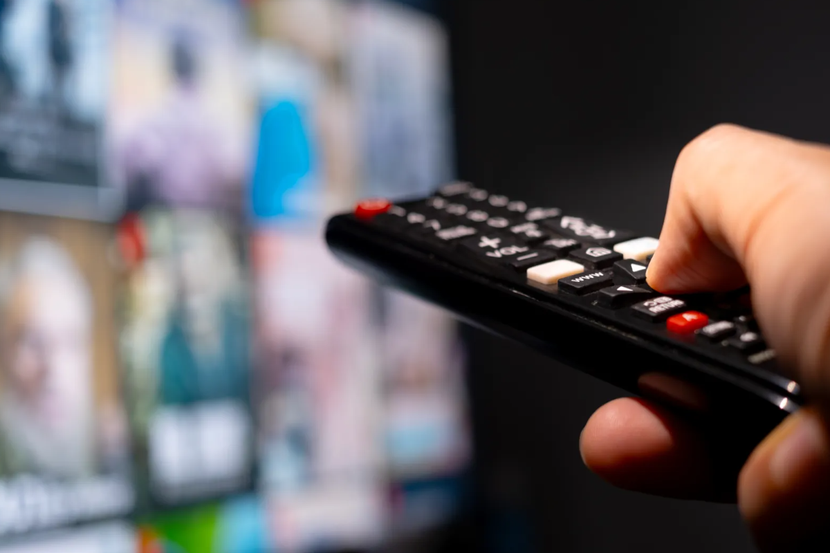 யாழ்ப்பாணத்தில் இந்திய செய்மதி டிவி சேவைகளுக்கு தடை – பல கடைகள் மீது சோதனை